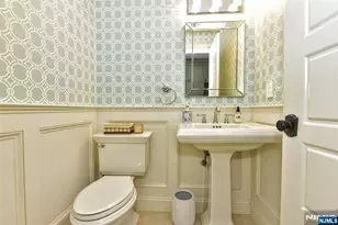 523 Ewing Ave, Franklin Lakes, NJ 07417 - Photo 11