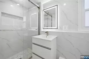 55 17th Ave, Elmwood Park, NJ 07407 - Photo 31