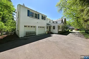 421 Hawthorne Pl, Ridgewood, NJ 07450 - Photo 29