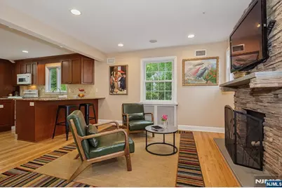 14 Bancroft Place, Fair Lawn, NJ 07410 - Photo 5
