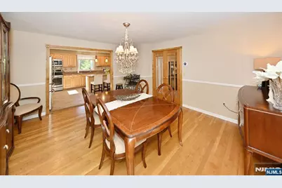 142 Geiger Drive, River Vale Township, NJ 07675 - Photo 5