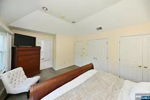 142 Geiger Dr, River Vale Township, NJ 07675 - Photo 17