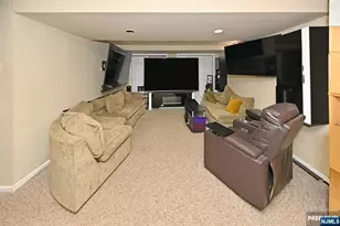 142 Geiger Dr, River Vale Township, NJ 07675 - Photo 23