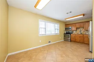 575 Grove Street G6, Clifton, NJ 07013 - Photo 5