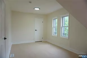 116 19th St, East Orange, NJ 07017 - Photo 9