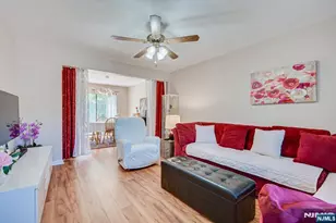 1402 Maplecrest Road 1402, Edison, NJ 08820 - Photo 13