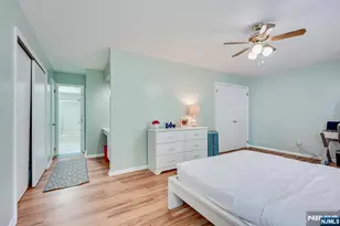 1402 Maplecrest Road 1402, Edison, NJ 08820 - Photo 27