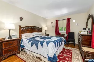 54 Bedford Ave, Teaneck Township, NJ 07666 - Photo 17