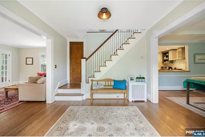 403 Colonial Road, Ridgewood, NJ 07450 - Photo 3