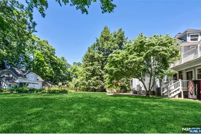 208 Lincoln Avenue, Ridgewood, NJ 07450 - Photo 41