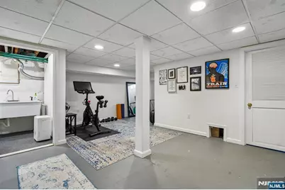 72 Central Avenue, Montclair, NJ 07042 - Photo 31