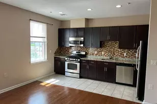 1209 Summit Ave 402, Jersey City, NJ 07307 - Photo 11