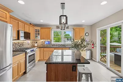 90 Columbia Avenue, Nutley, NJ 07110 - Photo 9