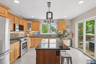 90 Columbia Ave, Nutley, NJ 07110 - Photo 9