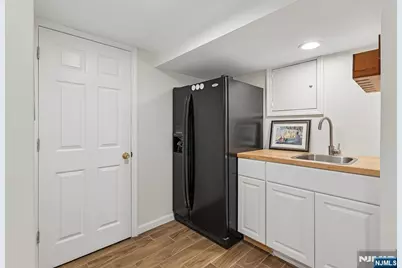 90 Columbia Avenue, Nutley, NJ 07110 - Photo 25