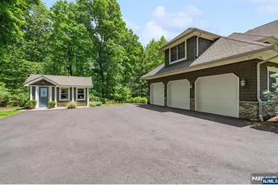 56 Pheasant Run, Kinnelon, NJ 07405 - Photo 47