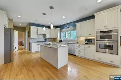 8 Buena Vista Drive, Ringwood, NJ 07456 - Photo 17