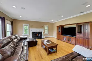 8 Buena Vista Dr, Ringwood, NJ 07456 - Photo 13