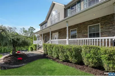 8 Buena Vista Drive, Ringwood, NJ 07456 - Photo 3