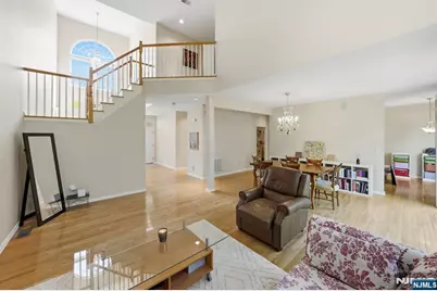 5 Pheasant Run, Old Tappan, NJ 07675 - Photo 9