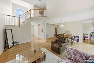 5 Pheasant Run, Old Tappan, NJ 07675 - Photo 9