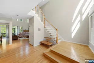 5 Pheasant Run, Old Tappan, NJ 07675 - Photo 3