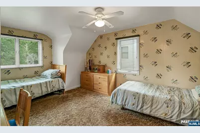616 Rutland Avenue, Teaneck Township, NJ 07666 - Photo 23