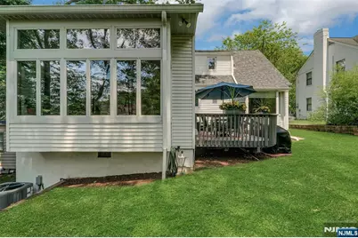 616 Rutland Avenue, Teaneck Township, NJ 07666 - Photo 33