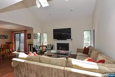 143 Fisher Road, Mahwah, NJ 07430 - Photo 9
