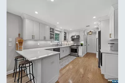 607 Poplar Road, River Vale Township, NJ 07675 - Photo 13