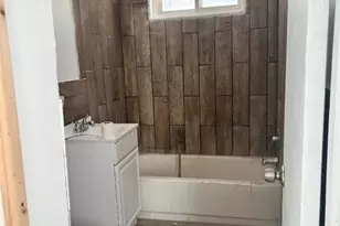 491 Norwood St, East Orange, NJ 07018 - Photo 11