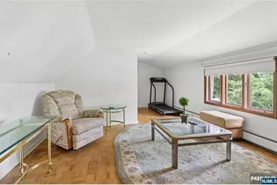 25 Carnot Avenue, Woodcliff Lake, NJ 07677 - Photo 37