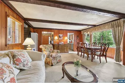 25 Carnot Avenue, Woodcliff Lake, NJ 07677 - Photo 33