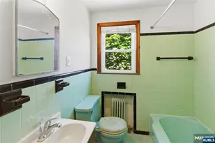 1017 E 27th St, Paterson, NJ 07513 - Photo 13