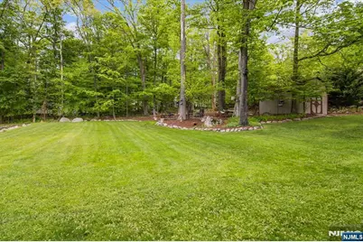 10 Hemlock Place, Ringwood, NJ 07456 - Photo 31