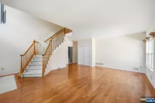19 Colmart Way, Bridgewater, NJ 08807 - Photo 3