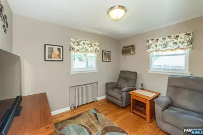 226 Westville Avenue, West Caldwell, NJ 07006 - Photo 13