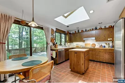 17 Wescott Street, Old Tappan, NJ 07675 - Photo 13