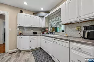 5 Park Ave, Westwood, NJ 07675 - Photo 9