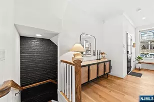 966 Summit Ave 1, Jersey City, NJ 07307 - Photo 17