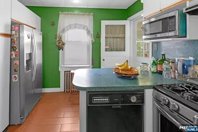 115 Orange Avenue, Irvington, NJ 07111 - Photo 9