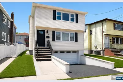88 Manchester Place, Newark, NJ 07104 - Photo 1