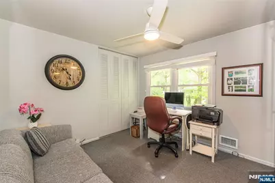 102 Robertson Drive, Wyckoff Township, NJ 07481 - Photo 19