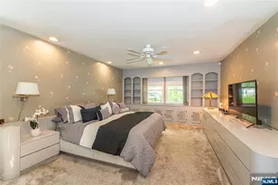 102 Robertson Dr, Wyckoff Township, NJ 07481 - Photo 15