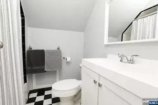 58 Sidney St, Lodi, NJ 07644 - Photo 17