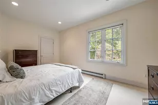 4 Hetzel Dr, Mahwah, NJ 07430 - Photo 21