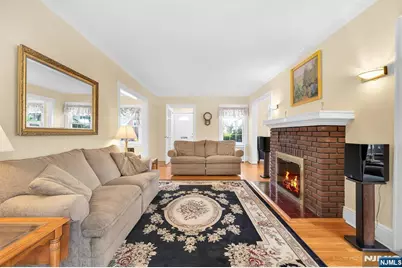 106 Maple Street, Rutherford, NJ 07070 - Photo 9