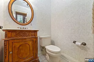 1357 Stephanie Dr, Caldwell, NJ 07006 - Photo 15