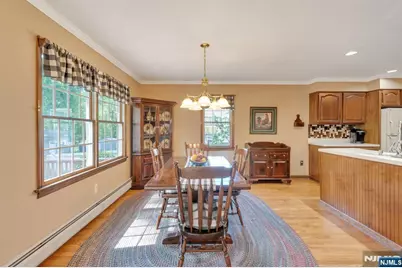 28 Wanamaker Avenue, Mahwah, NJ 07430 - Photo 13