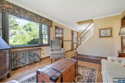 28 Wanamaker Avenue, Mahwah, NJ 07430 - Photo 3